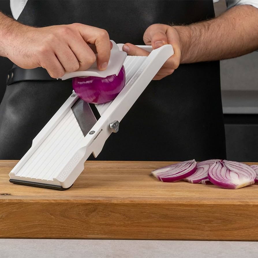 Amazon.com: Benriner Mandoline Slicer, with 4 Japanese